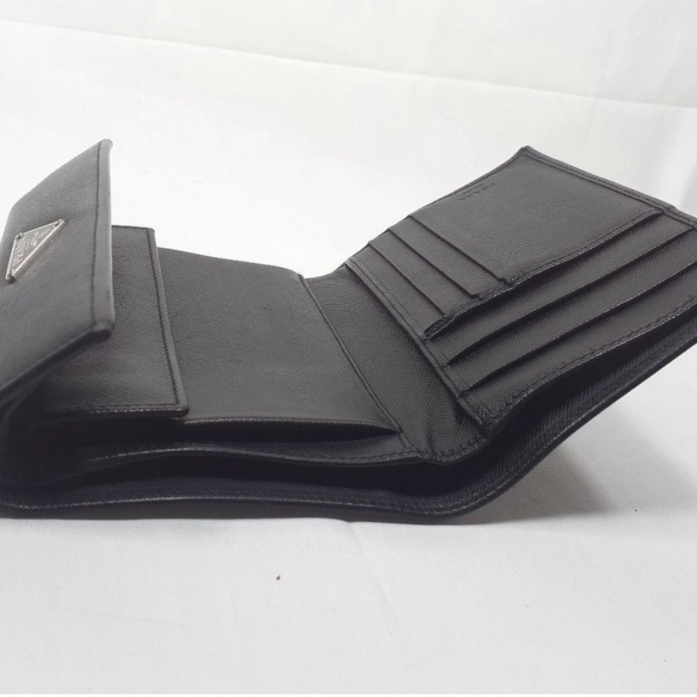 Prada Black Saffiano Leather Wallet - Picture 6 of 7